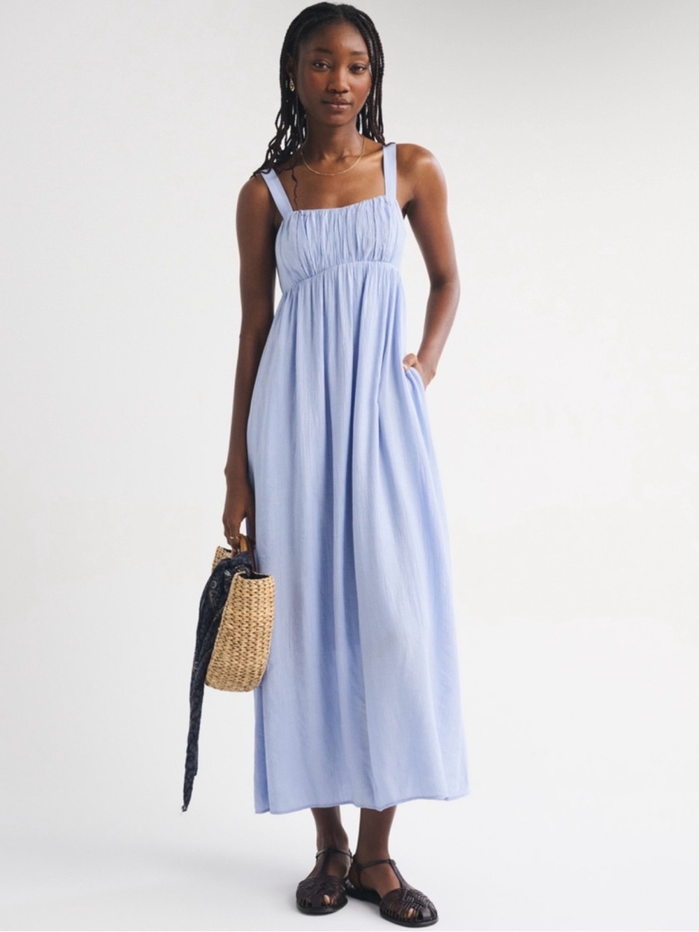 Abercrombie & Fitch Bra-Free Sweetheart Ruched Flowy Maxi Dress